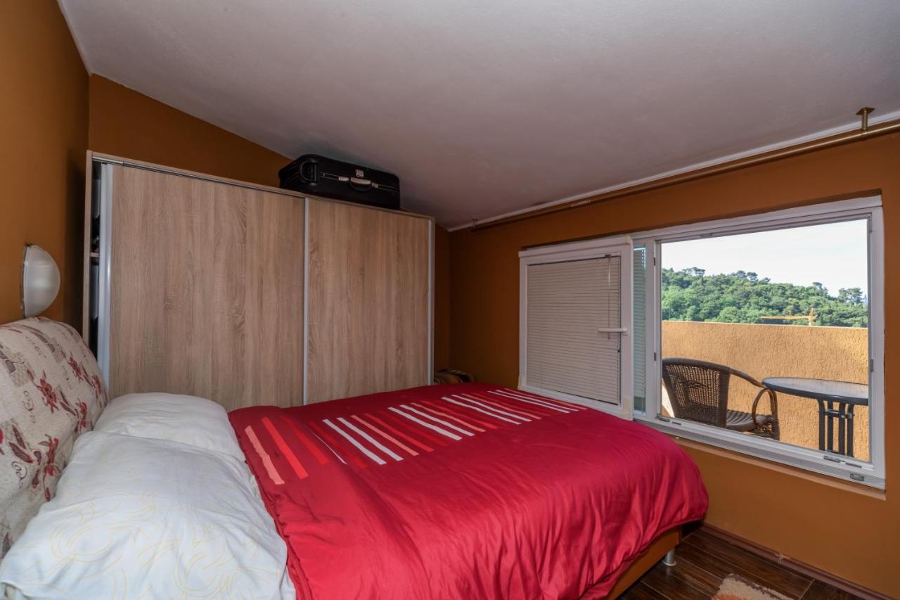 Apartments Pod Lozom With Seaview Petrovac 部屋 写真