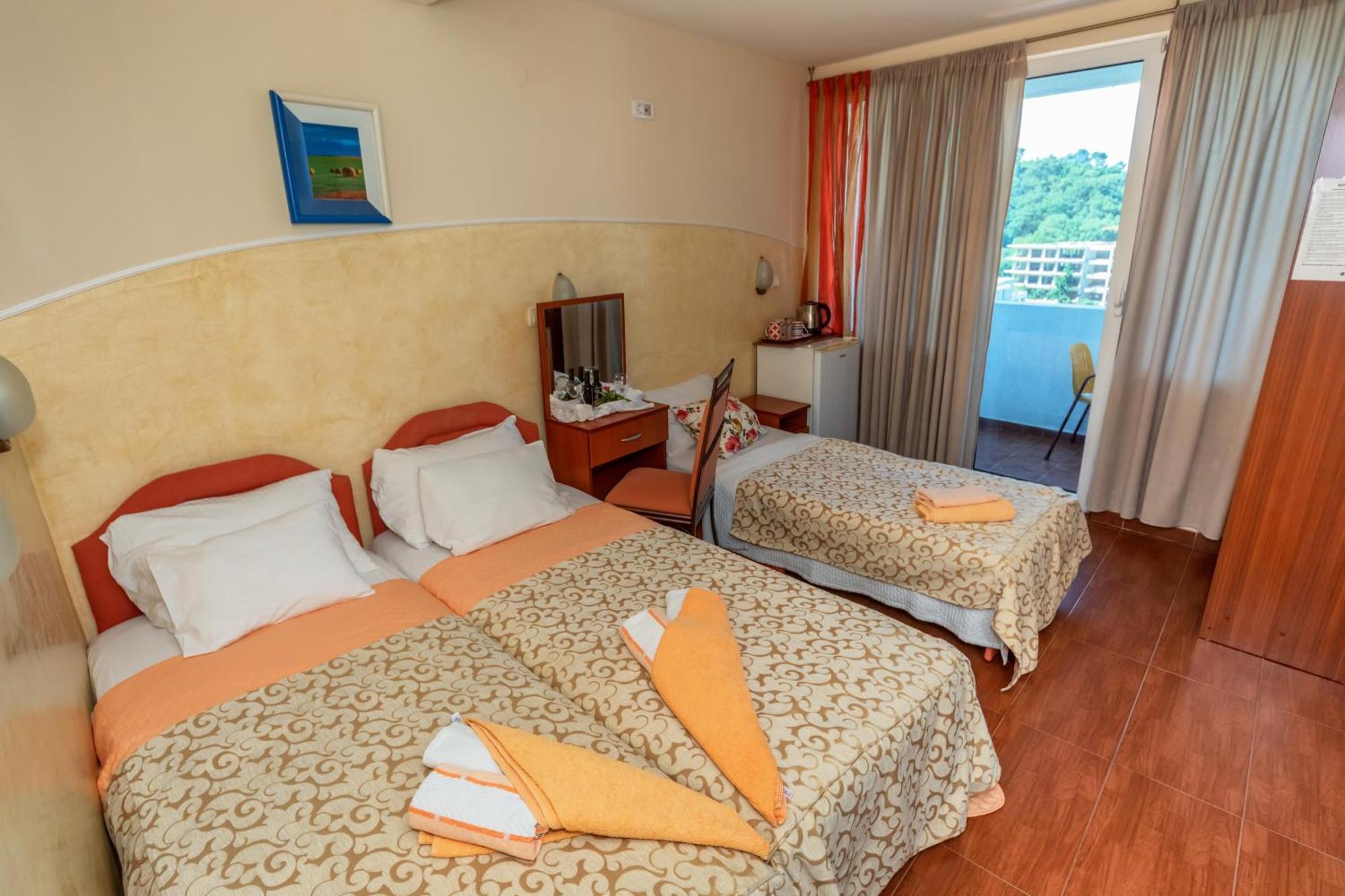 Apartments Pod Lozom With Seaview Petrovac 部屋 写真