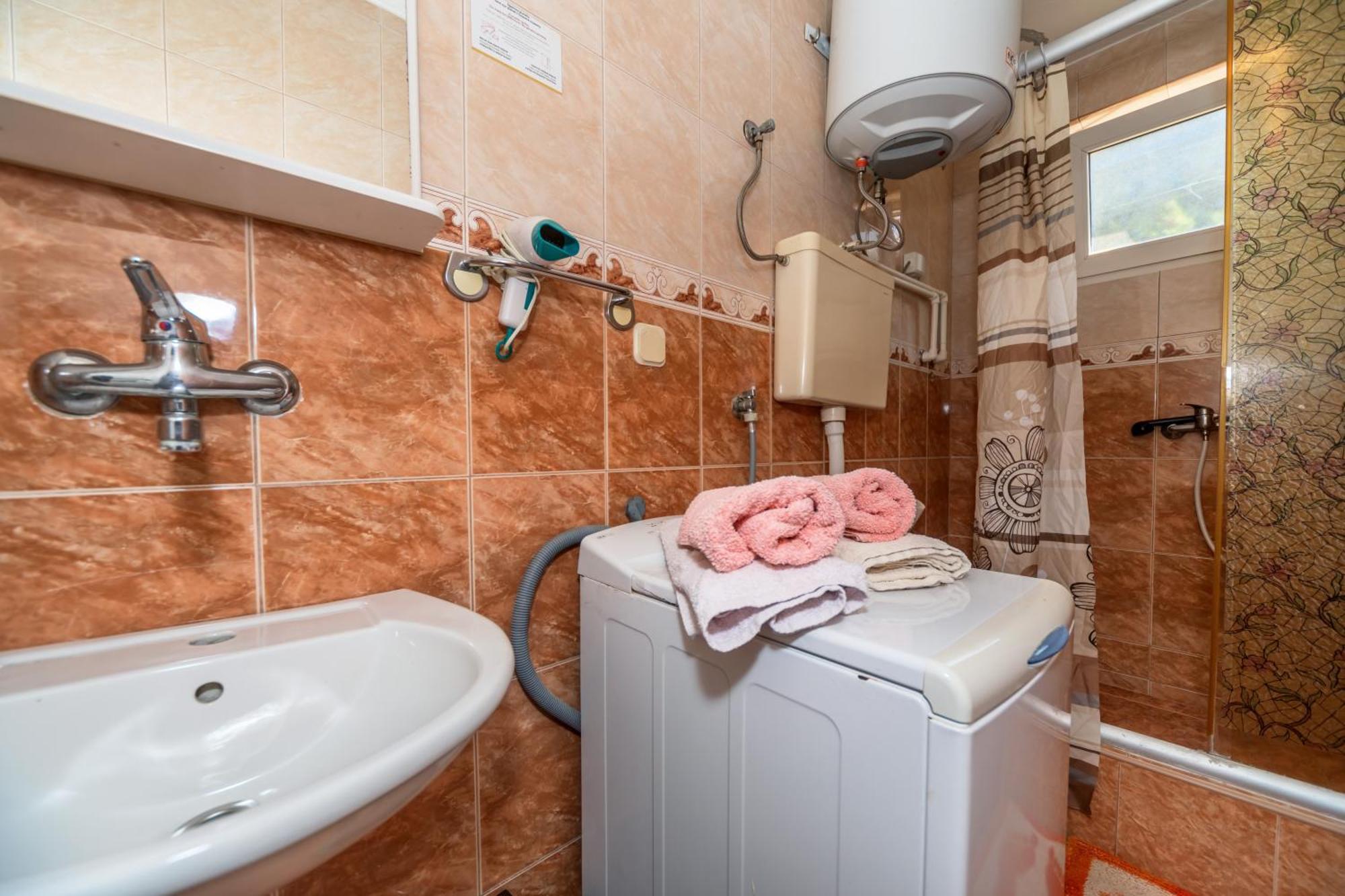 Apartments Pod Lozom With Seaview Petrovac 部屋 写真
