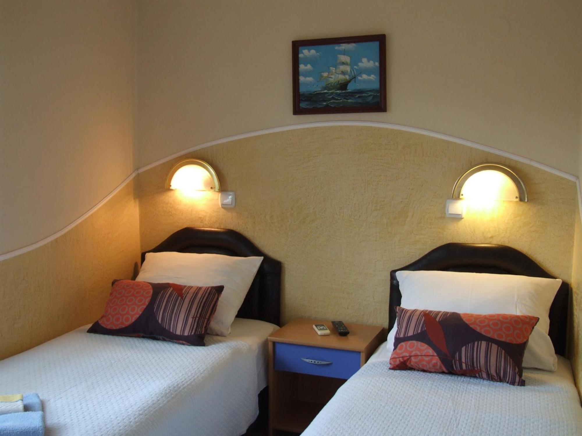 Apartments Pod Lozom With Seaview Petrovac 部屋 写真